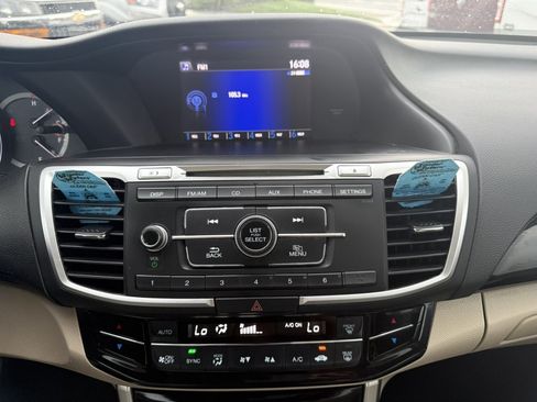 Used 2017 Honda Accord LX image 15
