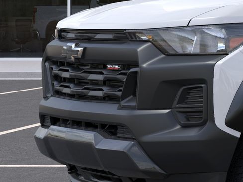 New 2026 Chevrolet Colorado Trail Boss AWD/4WD image 13