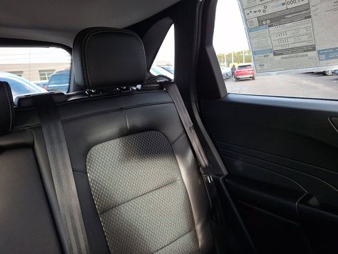 New 2026 Ford Escape SE w/ Class II Trailer Tow Package image 21