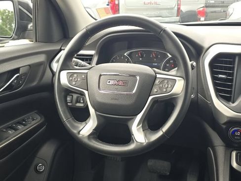 Used 2023 GMC Acadia SLT FWD image 41