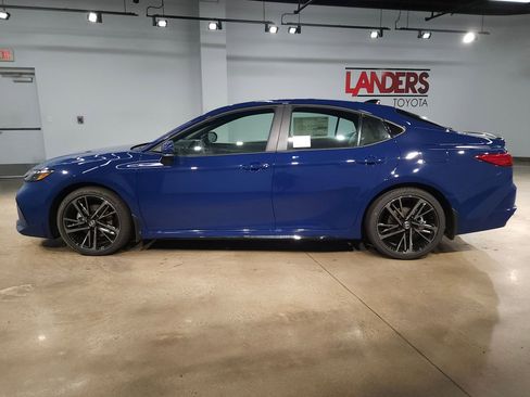 New 2026 Toyota Camry XSE FWD image 4