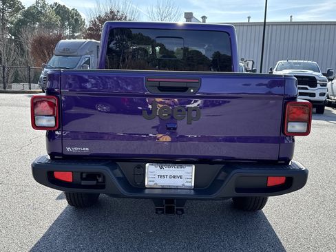 New 2026 Jeep Gladiator Sport image 7