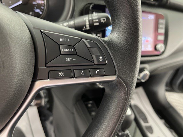 Used 2023 Nissan Kicks SV FWD image 18