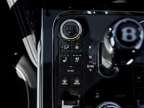 Used 2024 Bentley Flying Spur S V8 image 62