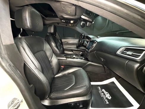 Used 2017 Maserati Ghibli S image 47