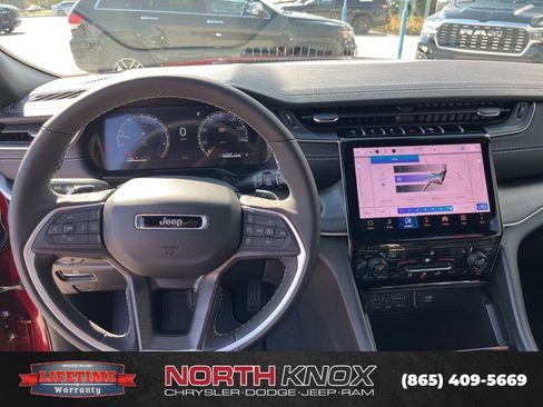 New 2025 Jeep Grand Cherokee L Limited image 8