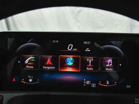 Used 2020 Mercedes-Benz CLA 250 4MATIC image 45