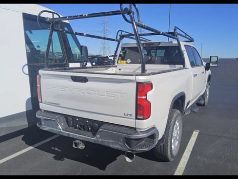Used 2024 Chevrolet Silverado 2500 LTZ w/ LTZ Convenience Package AWD/4WD image 6