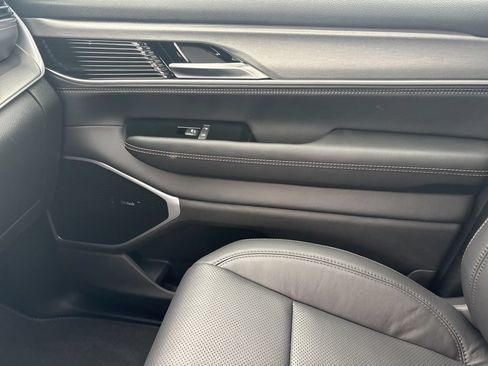 New 2026 Jeep Grand Wagoneer Limited AWD/4WD image 28