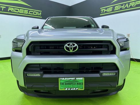 Used 2026 Toyota 4Runner SR5 AWD/4WD image 3