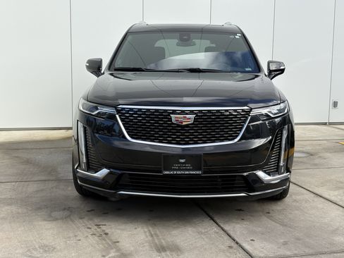 Certified 2024 Cadillac XT6 Premium Luxury image 3