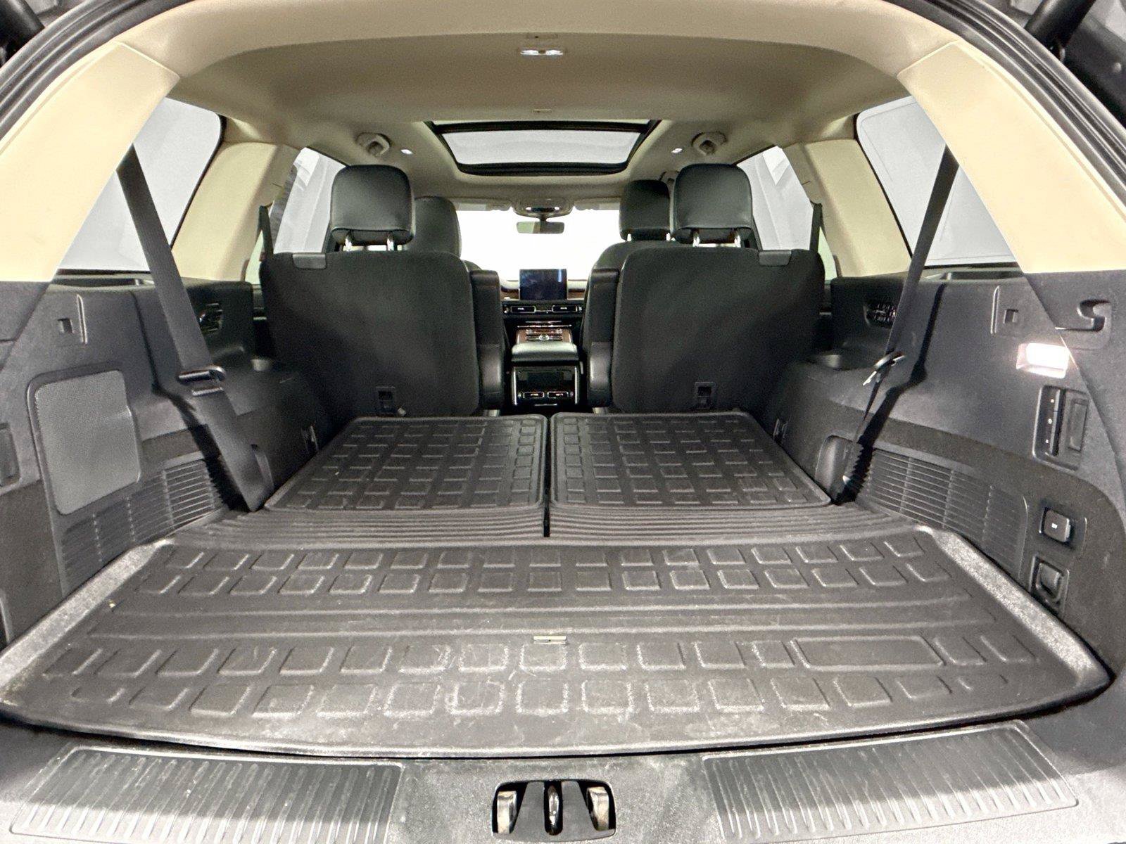 Used 2022 Lincoln Aviator Reserve AWD/4WD image 38