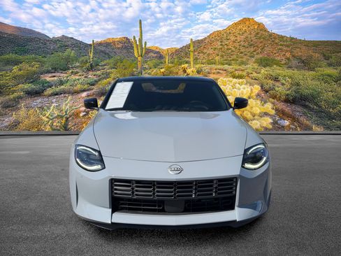 Used 2024 Nissan Z Performance w/ Floor Mat Package RWD image 5