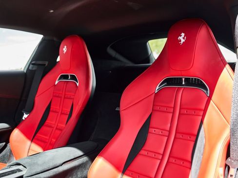 Used 2025 Ferrari 12Cilindri RWD image 39