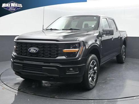 Used 2024 Ford F150 STX AWD/4WD image 3