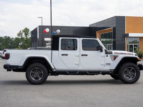 Used 2023 Jeep Gladiator Rubicon w/ Cold Weather Group AWD/4WD image 6