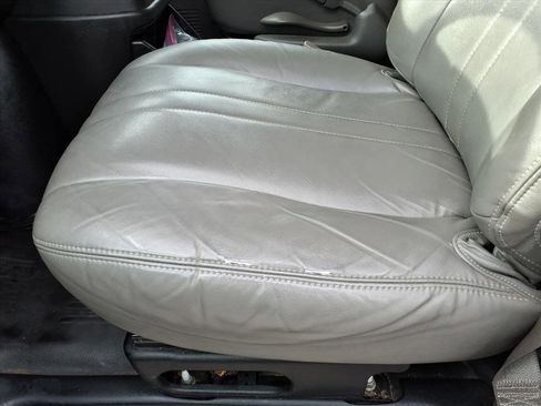 Used 2016 GMC Savana 2500 image 19