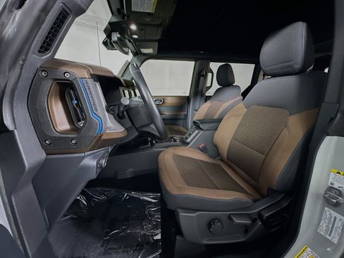 Used 2021 Ford Bronco Outer Banks image 12