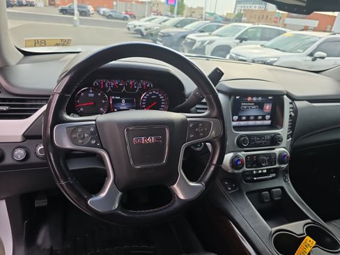 Used 2015 GMC Yukon SLT AWD/4WD image 3