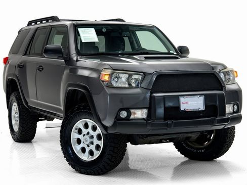 Used 2010 Toyota 4Runner SR5 image 1