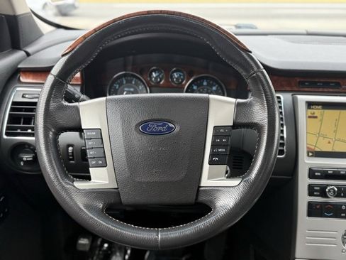 Used 2009 Ford Flex Limited image 9