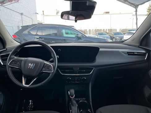 Used 2025 Buick Encore GX Preferred image 31