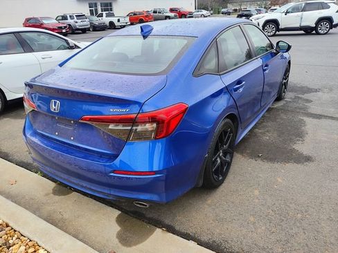 Certified 2022 Honda Civic Sport image 4