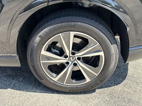 Used 2026 Lexus RX 350 FWD w/ Accessory Package (Z1) image 31