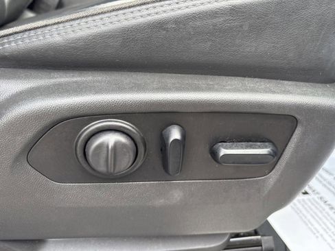 Used 2021 Chevrolet Silverado 2500 High Country w/ Z71 Off-Road Package image 46