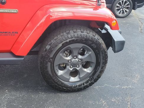 Certified 2017 Jeep Wrangler Unlimited Sport AWD/4WD image 6