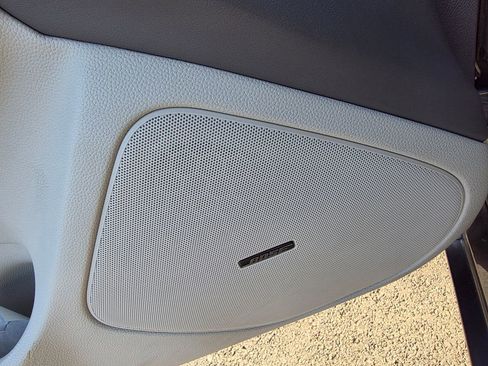 Used 2015 INFINITI Q40 AWD w/ Navigation Package image 28