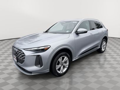 Used 2025 Audi Q5 Premium w/ Convenience Package