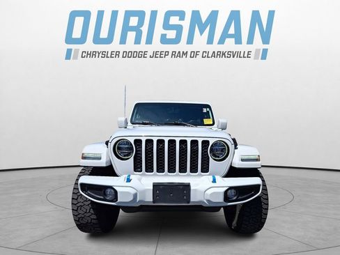 Used 2021 Jeep Wrangler Unlimited Sahara AWD/4WD image 2
