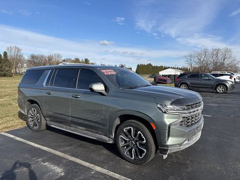 Used 2023 Chevrolet Suburban LS w/ Driver Alert Package image 2