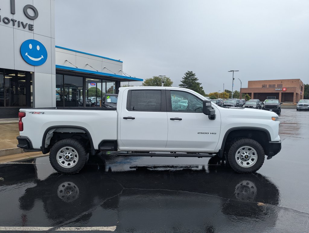 Used 2024 Chevrolet Silverado 2500 W/T w/ WT Fleet Convenience Package AWD/4WD image 2