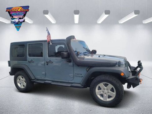 Used 2014 Jeep Wrangler Unlimited Sport w/ Quick Order Package 24S AWD/4WD image 4