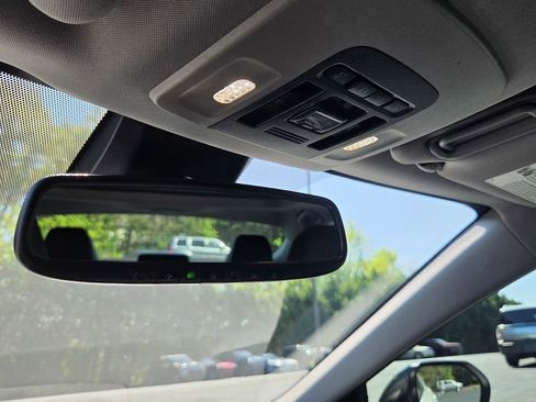 Used 2019 Toyota Camry XSE image 21