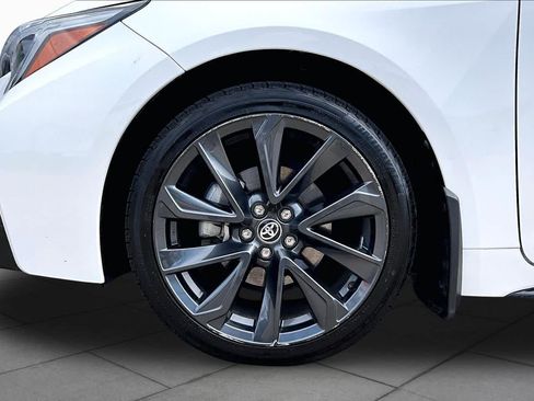 Used 2024 Toyota Corolla SE FWD image 11