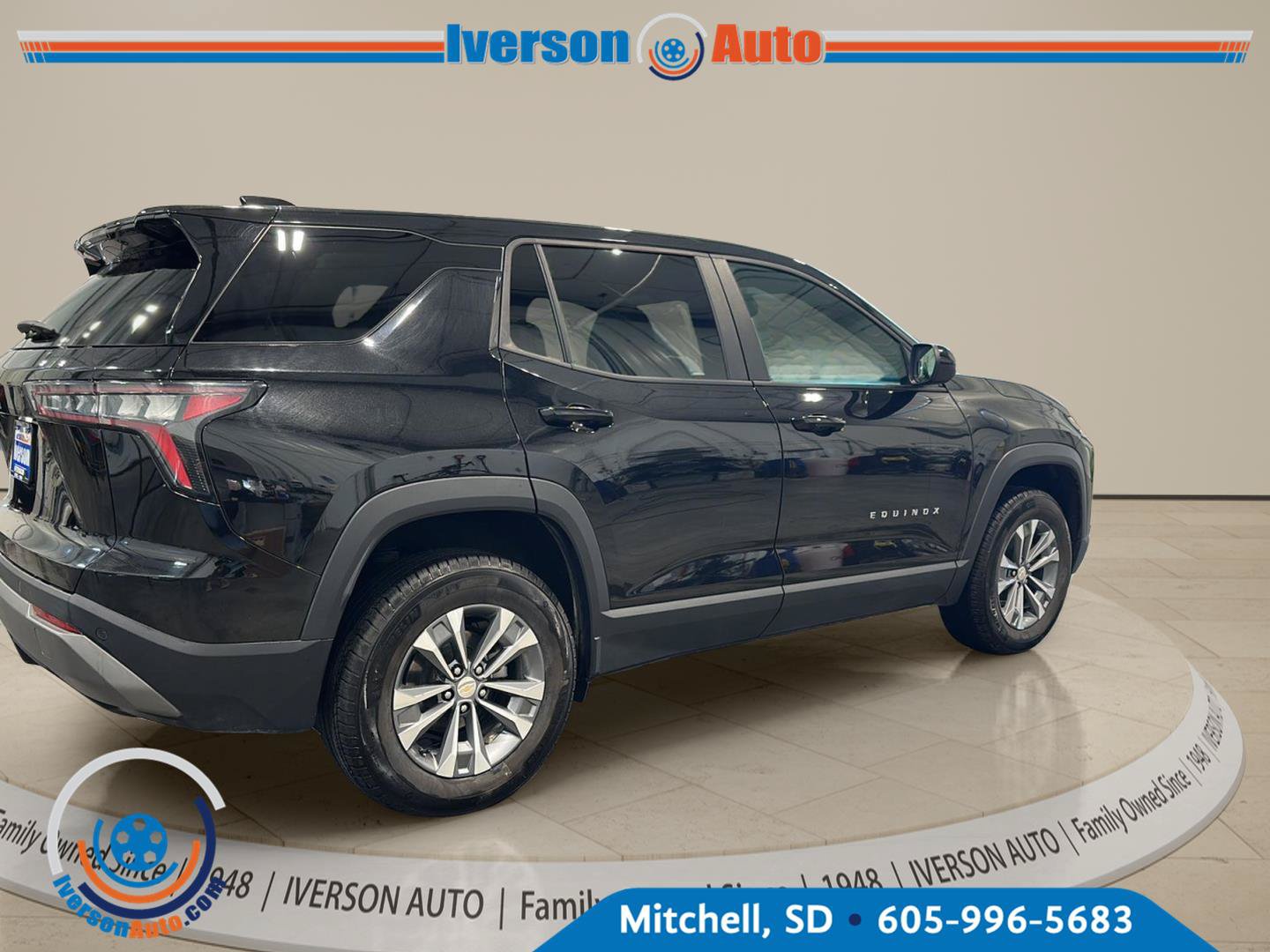 Used 2026 Chevrolet Equinox LT AWD/4WD image 7
