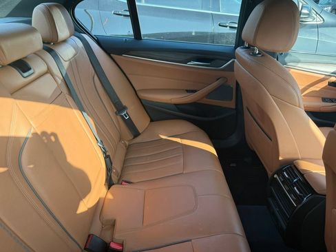Used 2019 BMW 540i xDrive w/ Convenience Package AWD/4WD image 9