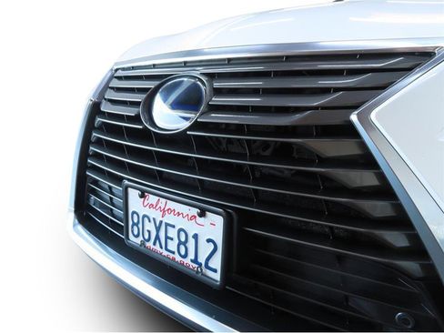 Used 2019 Lexus RX 450h AWD image 4