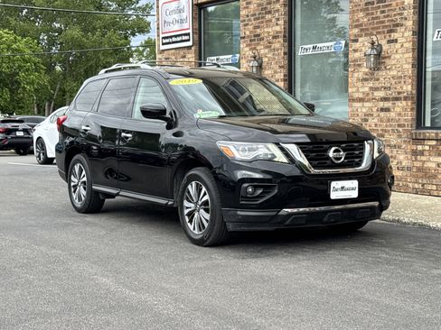 Used 2019 Nissan Pathfinder SV w/ Cargo Package AWD/4WD image 7