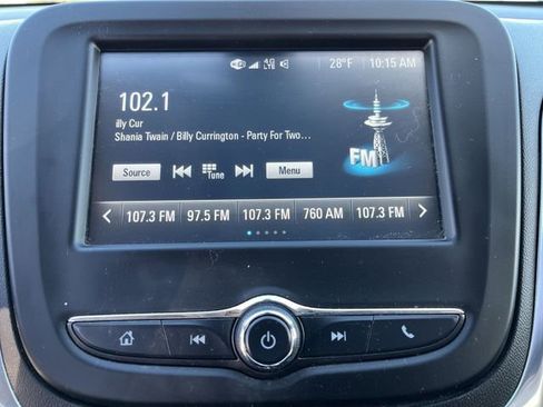 Used 2018 Chevrolet Equinox LT image 14