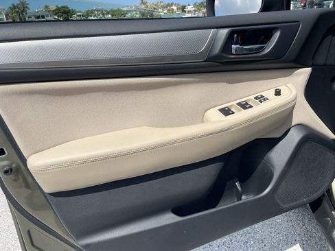 Used 2019 Subaru Outback 2.5i Premium AWD/4WD image 27