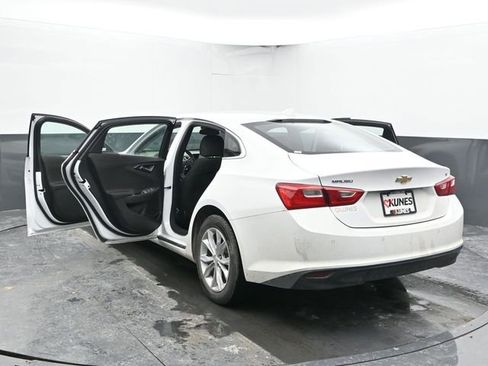 Used 2025 Chevrolet Malibu LT image 55