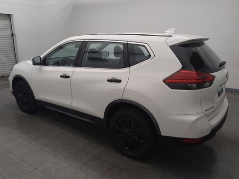 Used 2017 Nissan Rogue S AWD/4WD image 3