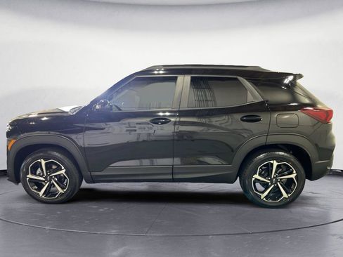 Certified 2023 Chevrolet TrailBlazer RS w/ Sun and Liftgate Package AWD/4WD image 11