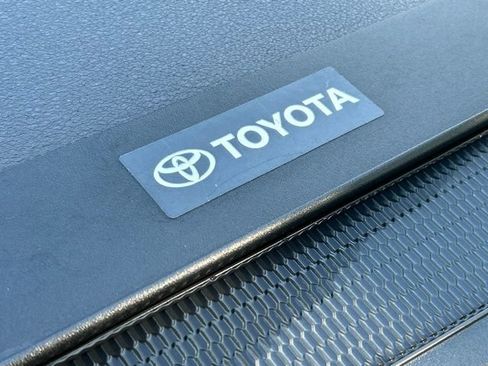 Certified 2024 Toyota Tacoma SR5 AWD/4WD image 24