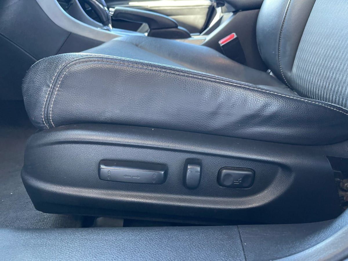 Used 2017 Honda Accord Sport image 24