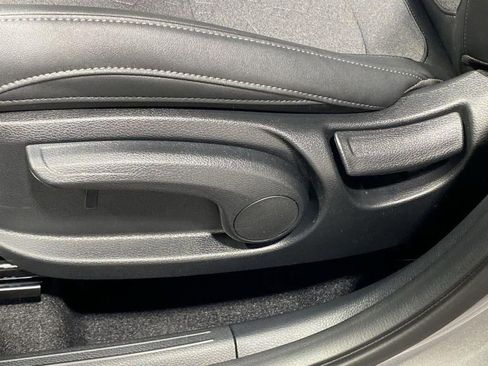 New 2026 Kia Seltos S FWD image 13